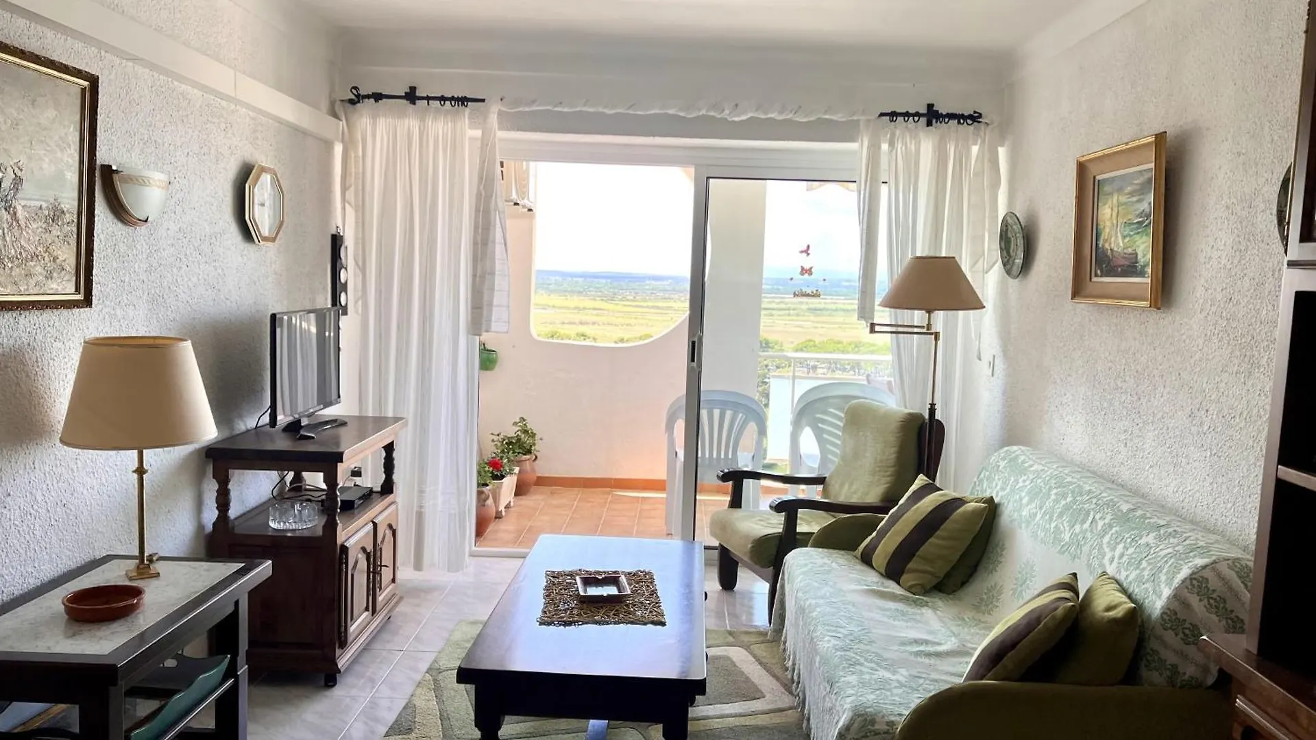 111 Delta Muga 2 Apartment Empuriabrava 0*,  Spain